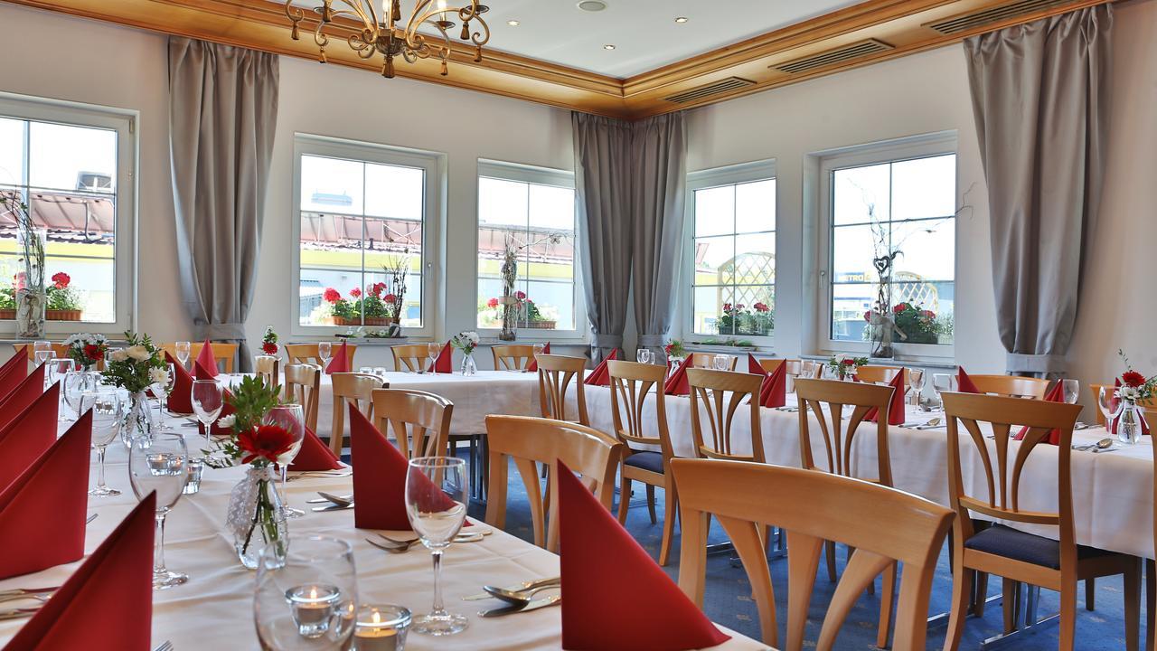 Hotel Alznauer Hof Gomaringen Eksteriør bilde