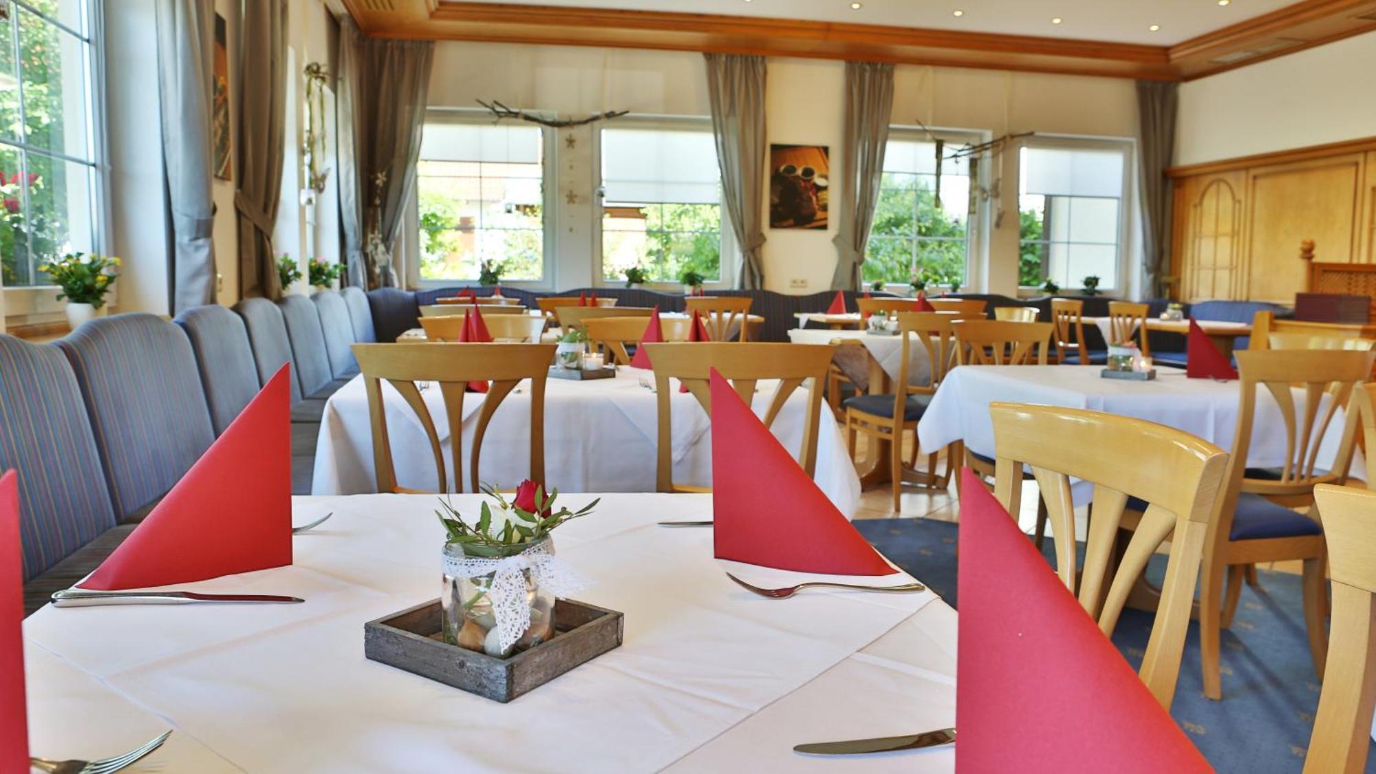 Hotel Alznauer Hof Gomaringen Eksteriør bilde