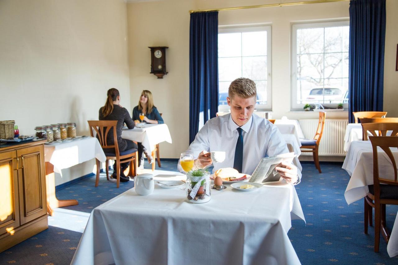 Hotel Alznauer Hof Gomaringen Eksteriør bilde